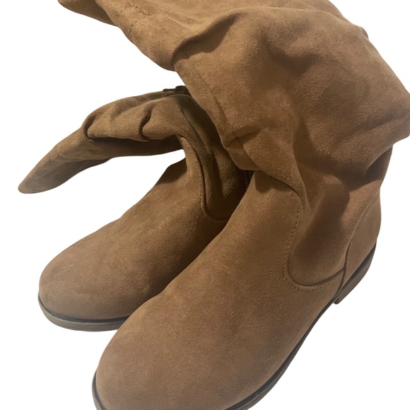 Faux suade boots - Picture 6 of 12